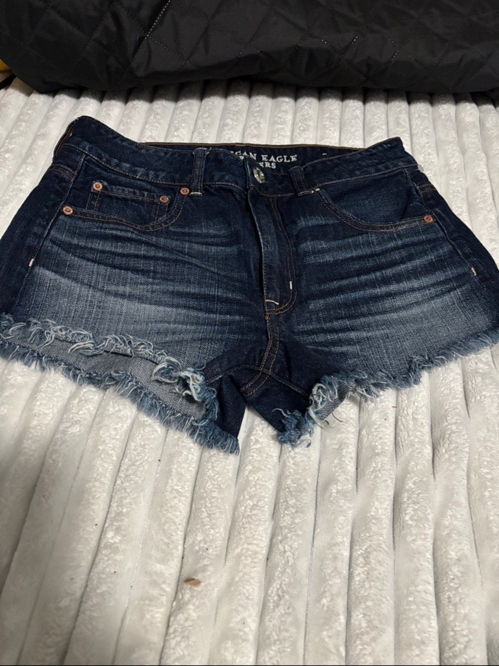 American Eagle Outfitters Indigo Frayed-Hem Denim Shorts